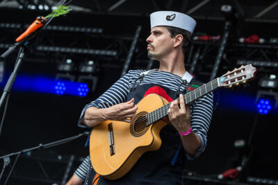 Kapitein Winokio & sfeer @ Linkerwoofer, picture 48, photographed by Marc Verdonck - FrontView Magazine