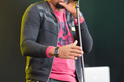 Mackeehan @ Reggae Geel 2017, picture 3, photographed by Stef Dierckx - FrontView Magazine