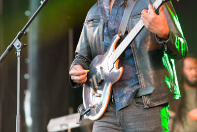 Raging Fyah @ Reggae Geel 2017, picture 1, photographed by Stef Dierckx - FrontView Magazine