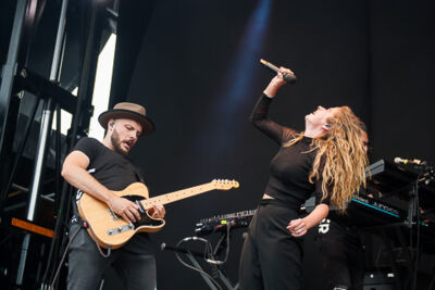 Laura Tesoro @ Midsummerfest Wommelgem, picture 53, photographed by Goele Bormans - FrontView Magazine