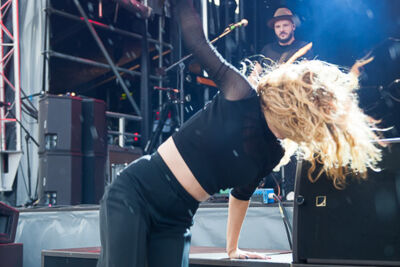 Laura Tesoro @ Midsummerfest Wommelgem, picture 71, photographed by Goele Bormans - FrontView Magazine