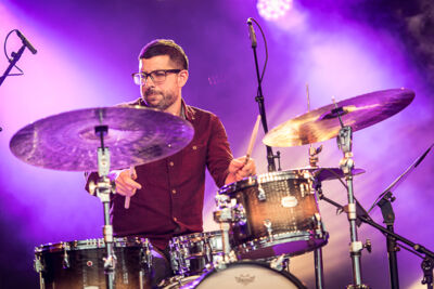 Penny Freeman feat. Mark Guiliana @ Jazz Middelheim 2017, picture 2, photographed by Jan van Hecke - FrontView Magazine