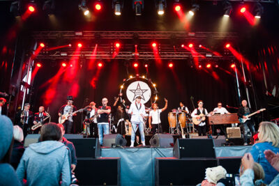 The Dinky Toys @ Midsummerfest Wommelgem, picture 8, photographed by Dimitri Vanlommel - FrontView Magazine