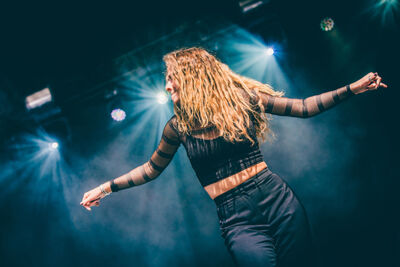 Laura Tesoro @ Paal op Stelten 2017, foto 3, foto's door Elke Briers - FrontView Magazine