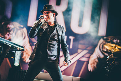 Les Truttes @ Marktrock Aalst 2017, picture 11, photographed by Elke Briers - FrontView Magazine