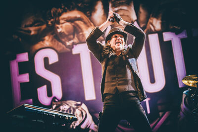 Les Truttes @ Marktrock Aalst 2017, picture 13, photographed by Elke Briers - FrontView Magazine