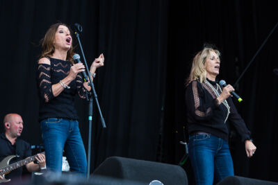 Bananarama @ Nostalgie Beach Festival, picture 4, photographed by Marc Verdonck - FrontView Magazine