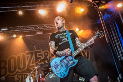 Booze and Glory @ Ieper Hardcore Fest, picture 19, photographed by Luc Luyten - FrontView Magazine