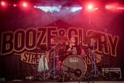 Booze and Glory @ Ieper Hardcore Fest, picture 21, photographed by Luc Luyten - FrontView Magazine