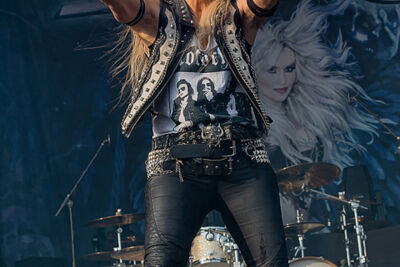 Doro @ Alcatraz 2017, picture 21, photographed by Edwin Houdevelt - FrontView Magazine