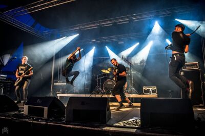 Fubar @ Ieper Hardcore Fest, picture 2, photographed by Luc Luyten - FrontView Magazine