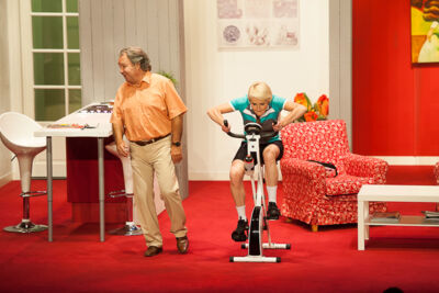 Hotel Mama @ echt Antwaarps teater, foto 3, foto's door Goele Bormans - FrontView Magazine