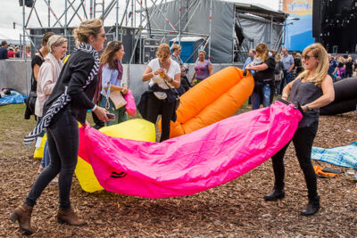 Sfeer @ Nostalgie Beach Festival, picture 5, photographed by Marc Verdonck - FrontView Magazine