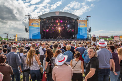 Sfeer @ Nostalgie Beach Festival, picture 21, photographed by Marc Verdonck - FrontView Magazine