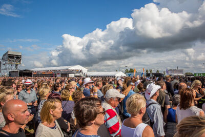 Sfeer @ Nostalgie Beach Festival, picture 26, photographed by Marc Verdonck - FrontView Magazine