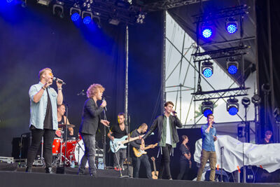 Buurland @ Marktrock Aalst, picture 4, photographed by dirk janssens - FrontView Magazine