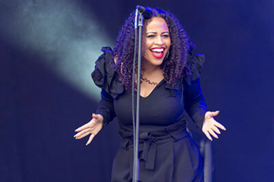 Laura Tesoro @ Marktrock Aalst, picture 3, photographed by dirk janssens - FrontView Magazine