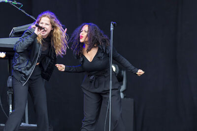 Laura Tesoro @ Marktrock Aalst, picture 5, photographed by dirk janssens - FrontView Magazine