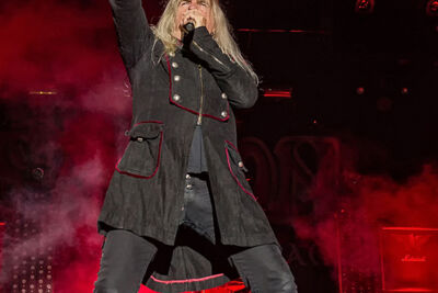 Saxon @ Alcatraz 2017, picture 3, photographed by Edwin Houdevelt - FrontView Magazine