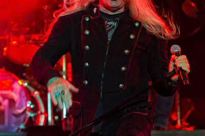 Saxon @ Alcatraz 2017, picture 21, photographed by Edwin Houdevelt - FrontView Magazine