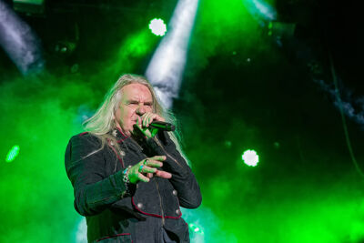 Saxon @ Alcatraz 2017, picture 33, photographed by Edwin Houdevelt - FrontView Magazine