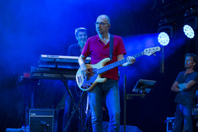 Soulsister @ Marktrock Aalst, picture 2, photographed by dirk janssens - FrontView Magazine