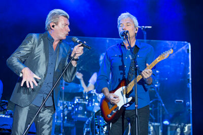 Soulsister @ Marktrock Aalst, picture 6, photographed by dirk janssens - FrontView Magazine