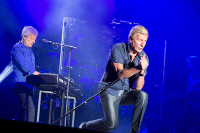 Soulsister @ Marktrock Aalst, picture 9, photographed by dirk janssens - FrontView Magazine