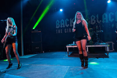 back'n black @ Razernij 2017, picture 16, photographed by FrontView Magazine