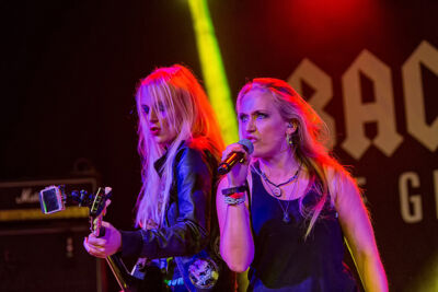 back'n black @ Razernij 2017, picture 17, photographed by FrontView Magazine