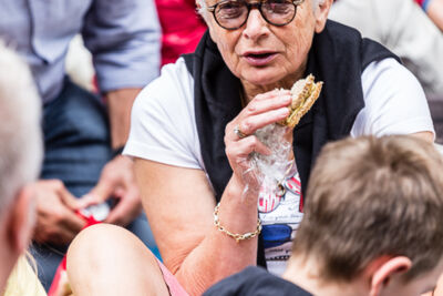 Sfeer en publiek @ Boterhammen in het Park (dag 1), picture 3, photographed by Patric Wijns - FrontView Magazine