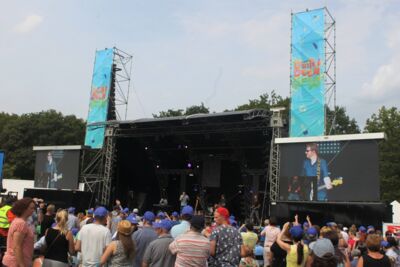 Frimout @ Buitenbeenpop 2017, picture 7, photographed by Heidi Elen - FrontView Magazine