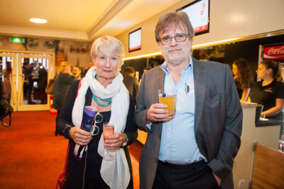 Première Brasschaatse Huisvrouwen @ Theater Elckerlyc, picture 2, photographed by Goele Bormans - FrontView Magazine