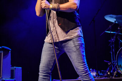 Mike + The Mechanics @ Het Depot, picture 2, photographed by Jan van Hecke - FrontView Magazine