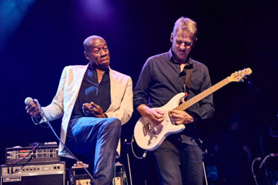 Mike + The Mechanics @ Het Depot, picture 9, photographed by Jan van Hecke - FrontView Magazine