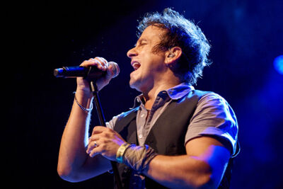 Mike + The Mechanics @ Het Depot, picture 16, photographed by Jan van Hecke - FrontView Magazine