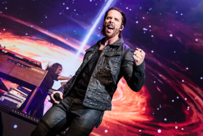 Ayreon @ 013, picture 13, photographed by Dorien Goetschalckx - FrontView Magazine