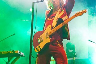 compact disk dummies @ Breda Barst, picture 2, photographed by Gert Daemen - FrontView Magazine