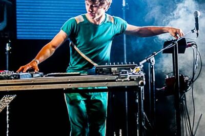 compact disk dummies @ Breda Barst, picture 38, photographed by Gert Daemen - FrontView Magazine