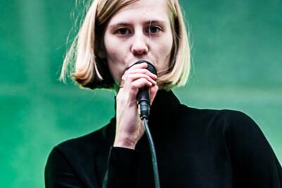 Whispering Sons @ Breda Barst, picture 19, photographed by Gert Daemen - FrontView Magazine
