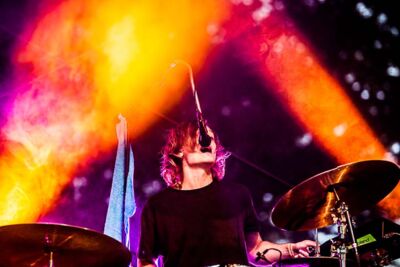 Orange Skyline @ Breda Barst, picture 11, photographed by Gert Daemen - FrontView Magazine
