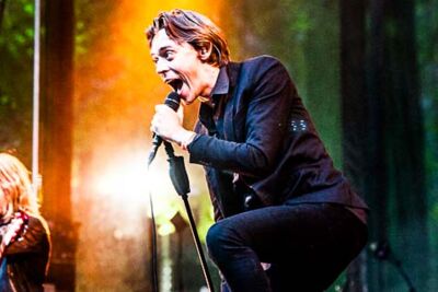 Orange Skyline @ Breda Barst, picture 12, photographed by Gert Daemen - FrontView Magazine