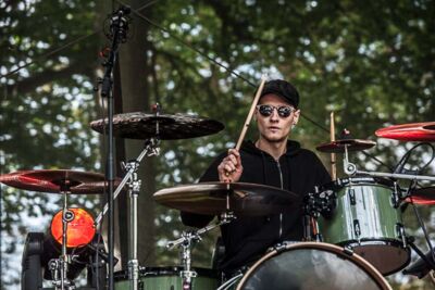 Revölvo @ Breda Barst, picture 4, photographed by Gert Daemen - FrontView Magazine