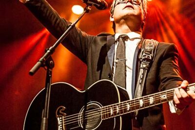 Guus Meeuwis @ 013, picture 13, photographed by Gert Daemen - FrontView Magazine