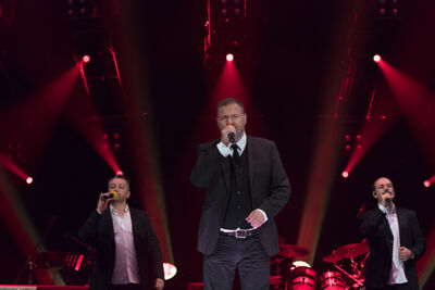Houden van Griffelrock @ Sportpaleis, picture 4, photographed by Frank Lambrechts - FrontView Magazine