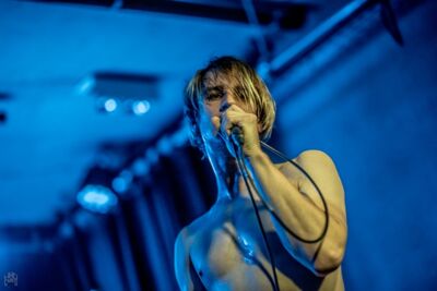 Onmens @ Depot Leuven, picture 16, photographed by Luc Luyten - FrontView Magazine