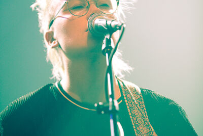 Annabel Allum @ l'Aéronef Lille, picture 12, photographed by FrontView Magazine
