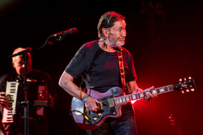Chris Rea @ Vorst Nationaal, picture 11, photographed by Erwin Evrard - FrontView Magazine
