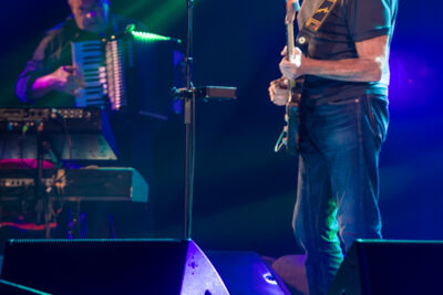Chris Rea @ Vorst Nationaal, picture 13, photographed by Erwin Evrard - FrontView Magazine