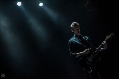Loom @ Effenaar, picture 12, photographed by Luc Luyten - FrontView Magazine